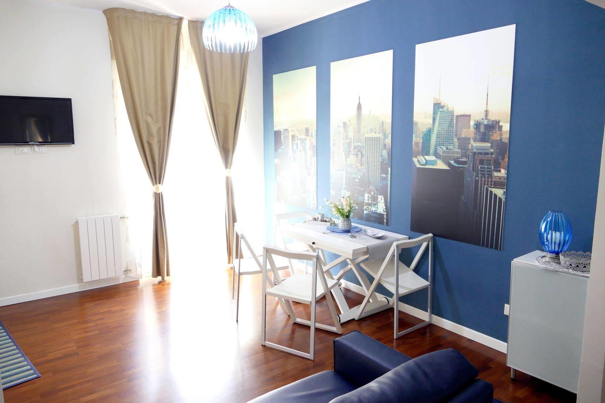 Domus Yenne Suites Каляри Екстериор снимка